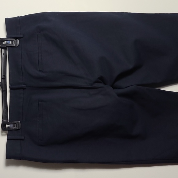 LOFT The Riviera Slim Cropped Pant in Navy Blue Size 14 - Picture 12 of 14